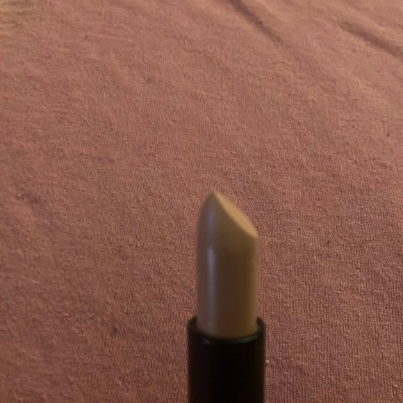 MAC Lipstick - Picture 4 of 4